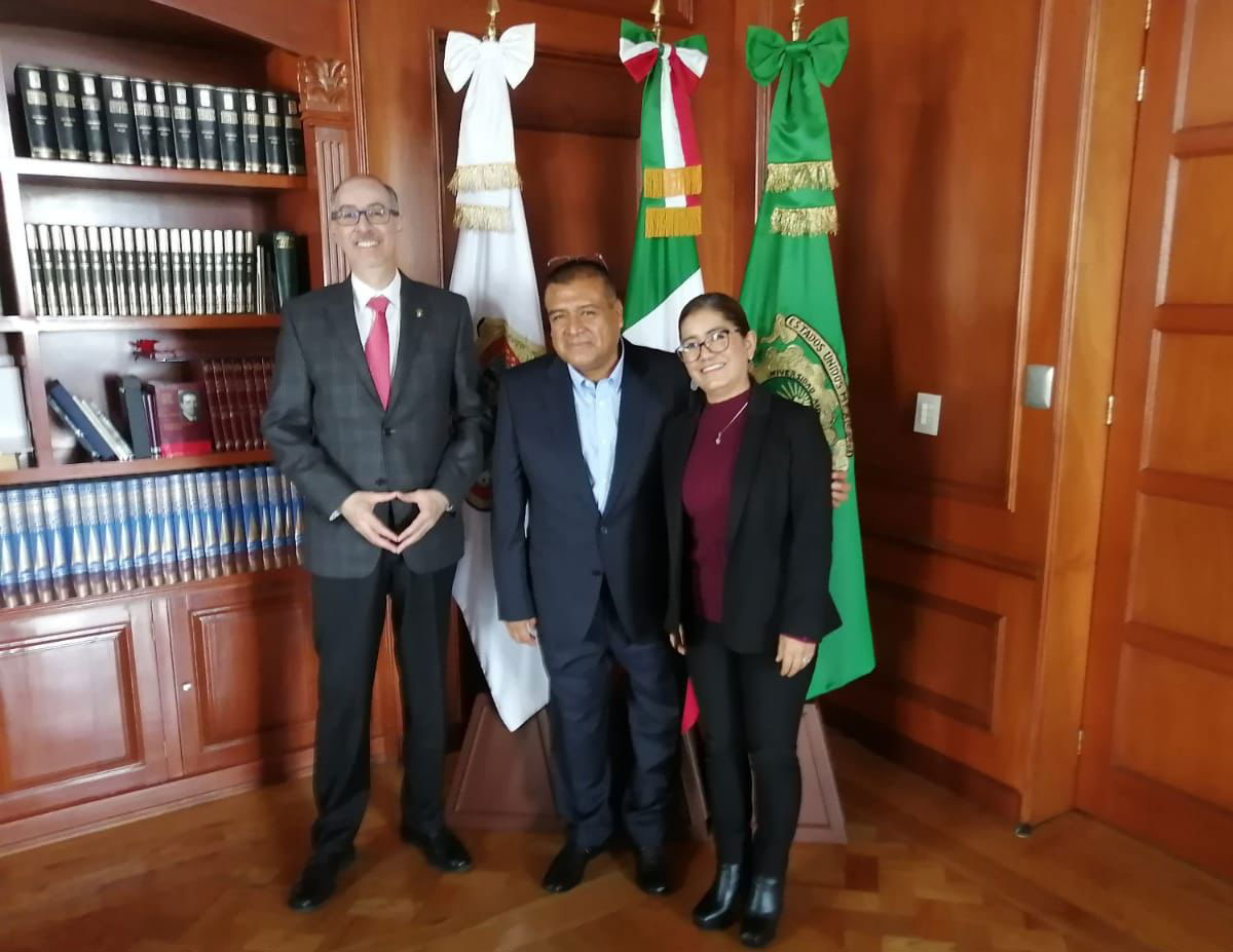 Foto: Roberto Calderon Maya, Director de Investigación UAEM; Maria del Pilar Ampudia Garcia, Directora para la Internacionalización de la Investigación y Estudios Avanzados y Miguel Angel López Flores, Director para Latinoamérica FIDBAN.