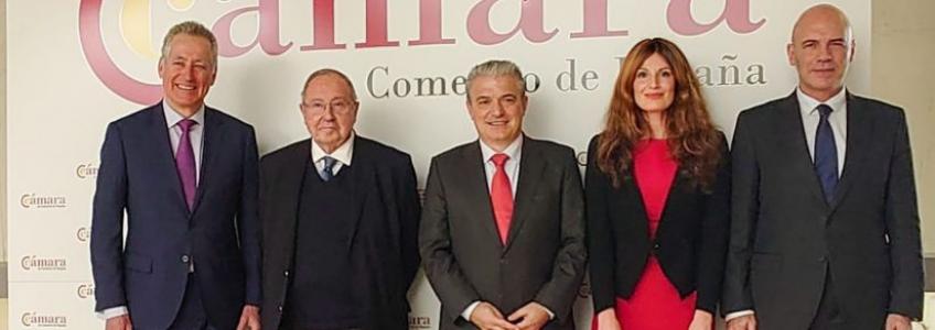 De izquierda a derecha: Diego Lainz, José Luis Bonet, Santos Gracia, Silvia Aparicio y F. Álvaro Durántez.